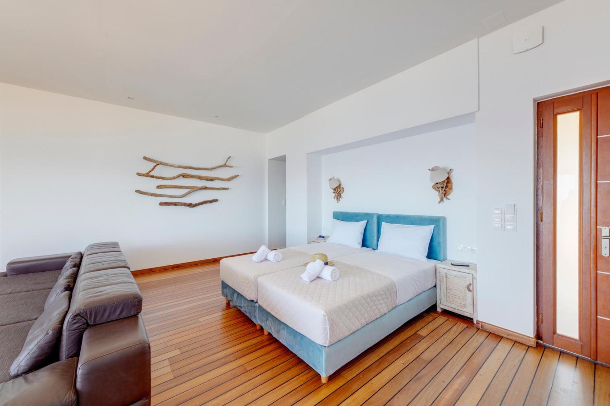 Lalari Beach Suites Vári 外观 照片