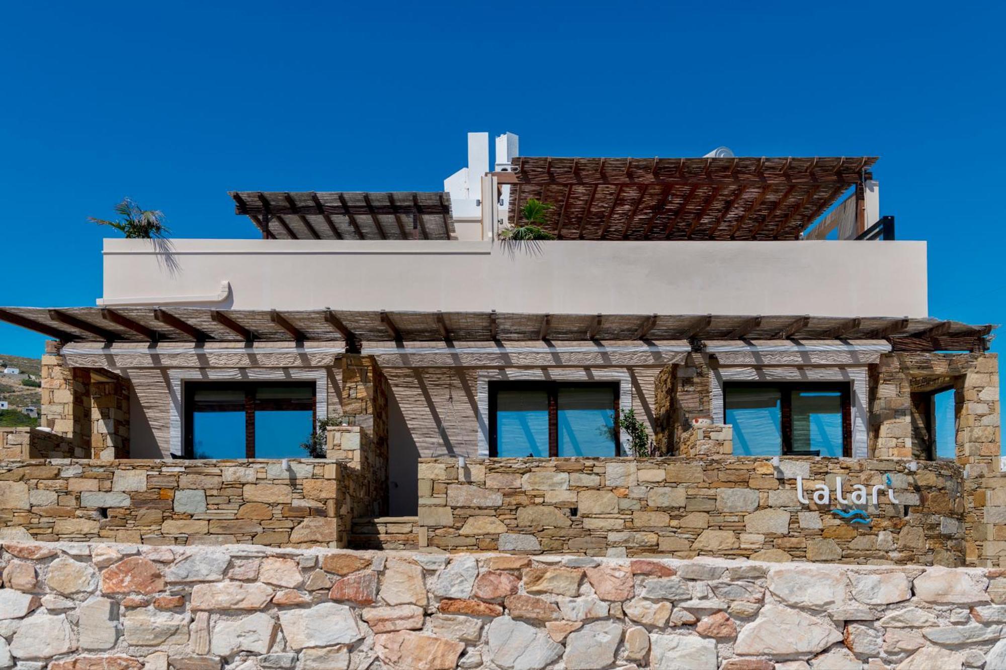 Lalari Beach Suites Vári 外观 照片