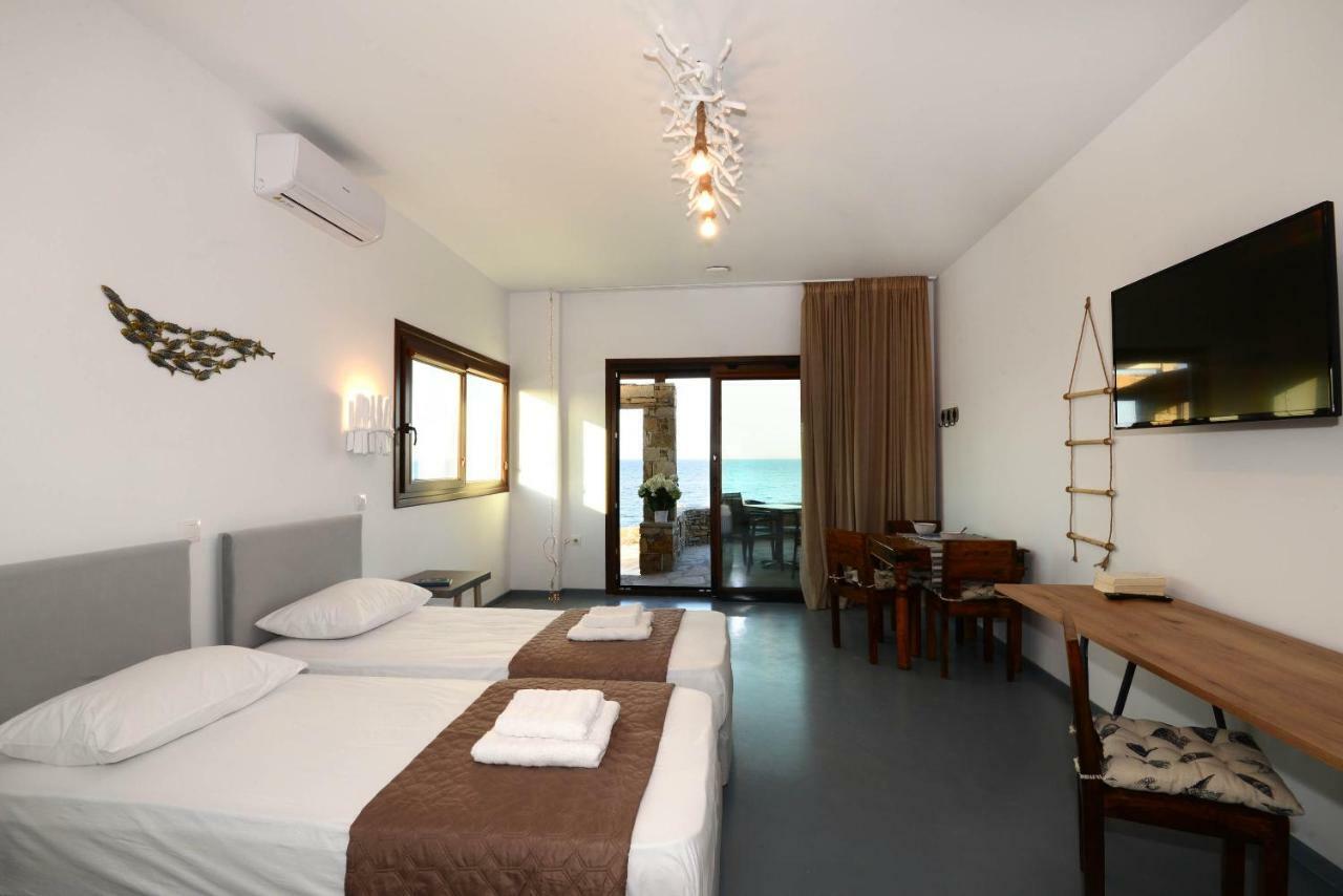 Lalari Beach Suites Vári 外观 照片