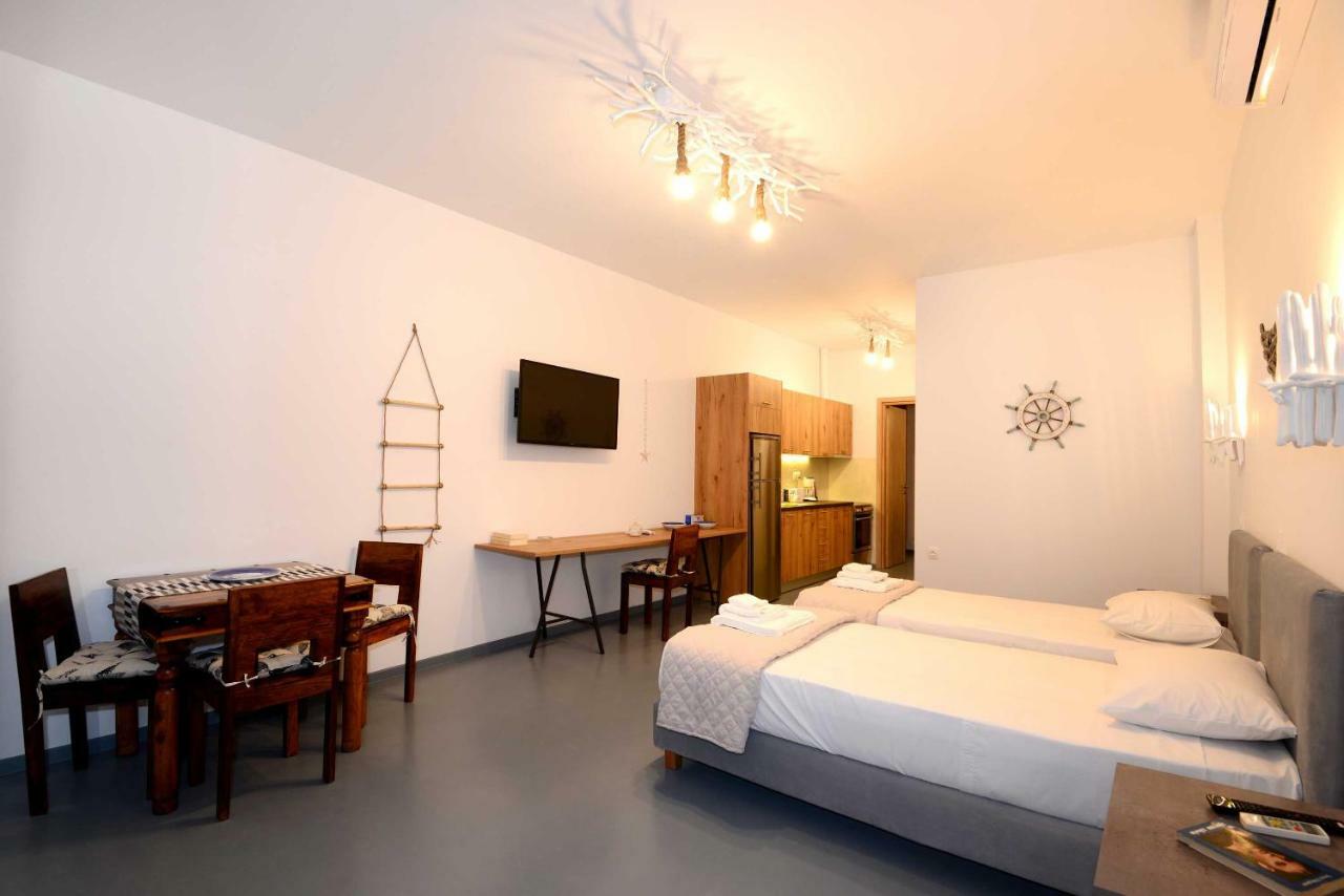 Lalari Beach Suites Vári 外观 照片